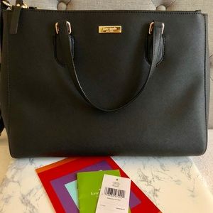 Kate Spade Leighann Laurel Way in Black